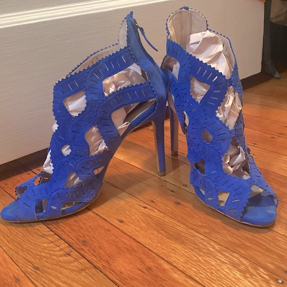 Zara Suede Heel - Picture 1 of 7